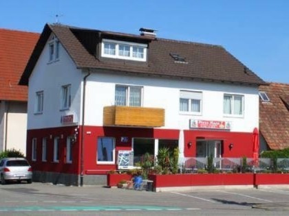 照片: Pizza Mann Windschl&amp;auml;g